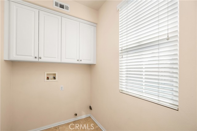 Detail Gallery Image 13 of 34 For 19956 Giovanni Ct, Yorba Linda,  CA 92886 - 3 Beds | 2/1 Baths