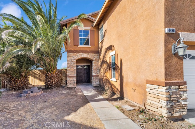 Detail Gallery Image 3 of 42 For 14499 Honeyhill St, Victorville,  CA 92394 - 4 Beds | 3 Baths