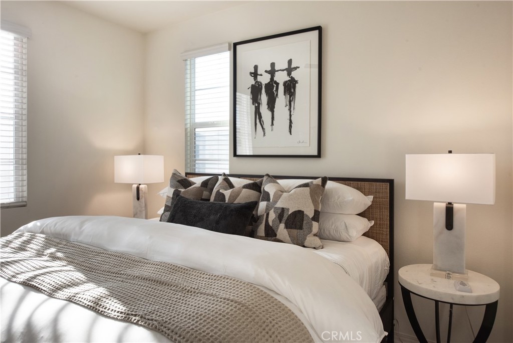 MLS #OC25229377 image #18