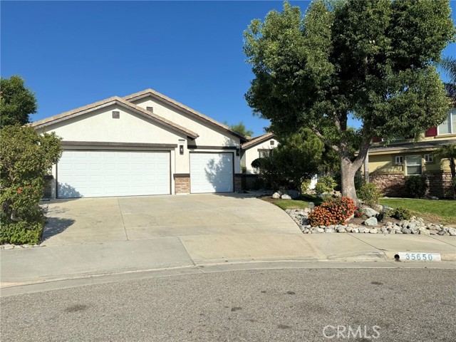 Detail Gallery Image 2 of 39 For 35650 Rosedown, Wildomar,  CA 92595 - 4 Beds | 3 Baths