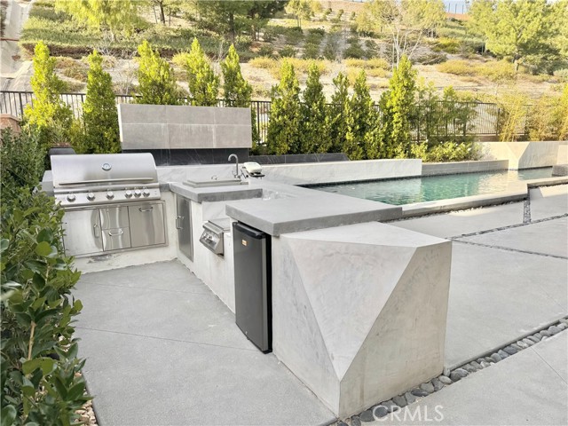 20401 W Aberdeen Lane, Porter Ranch CA: https://media.crmls.org/medias/d17e8384-b120-47b1-85ce-9c8814fe56d8.jpg