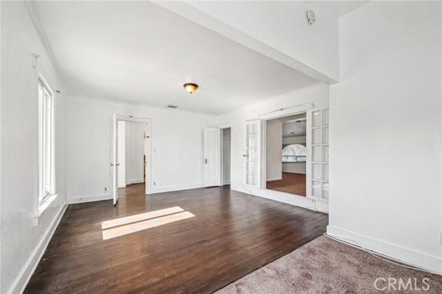 3098 N Arrowhead Avenue, San Bernardino CA: https://media.crmls.org/medias/d17fe27f-fbc4-4e56-a712-ea50e502498e.jpg