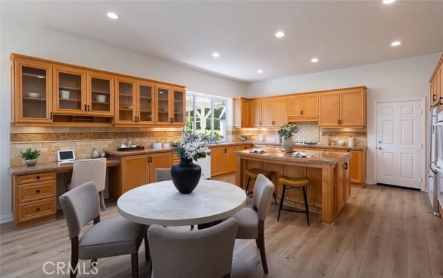 Detail Gallery Image 16 of 50 For 6406 E Abbeywood Rd, Orange,  CA 92867 - 4 Beds | 3/1 Baths