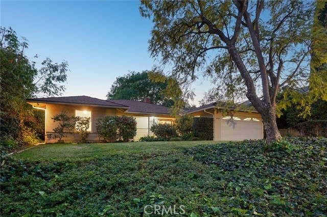 Detail Gallery Image 2 of 42 For 494 Paulette Pl, La Canada Flintridge,  CA 91011 - 3 Beds | 2/1 Baths