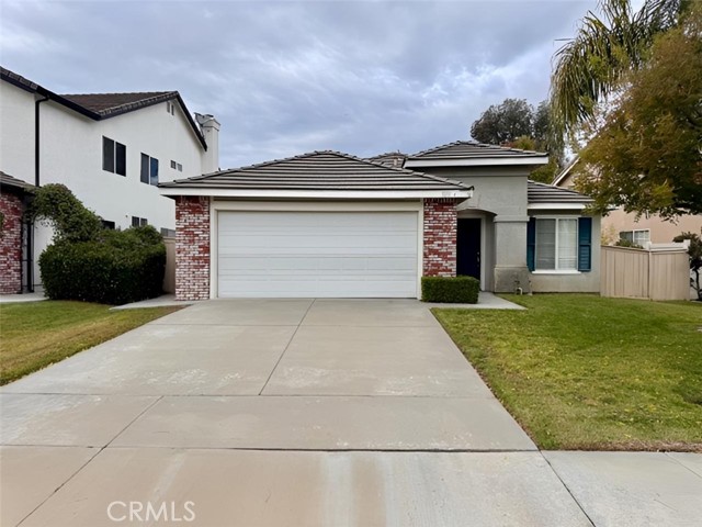 Detail Gallery Image 2 of 38 For 32034 Corte La Puenta, Temecula,  CA 92592 - 3 Beds | 2 Baths