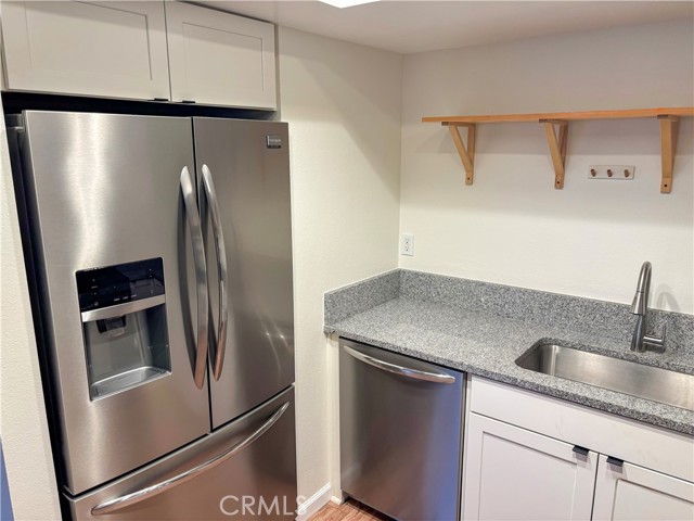 Detail Gallery Image 4 of 13 For 1445 Prefumo Canyon #20,  San Luis Obispo,  CA 93405 - 2 Beds | 1/1 Baths