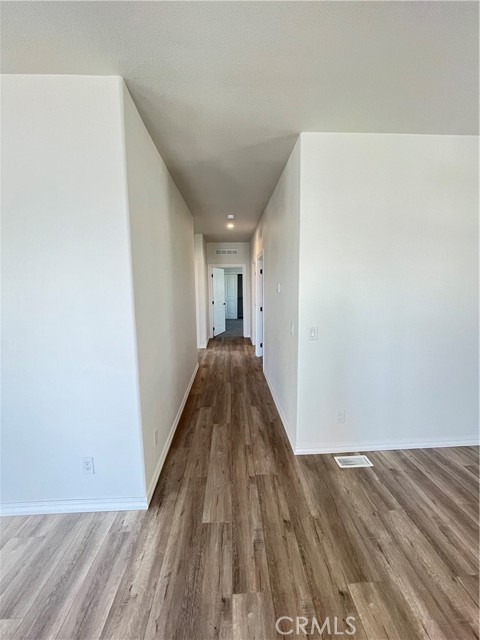 Detail Gallery Image 8 of 20 For 1550 Rimpau Ave #42,  Corona,  CA 92881 - 4 Beds | 2 Baths