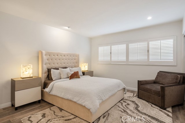 419 N Oakhurst Drive, Beverly Hills CA: https://media.crmls.org/medias/d1844f78-4ad4-48ca-a4ae-d1616a971c6b.jpg