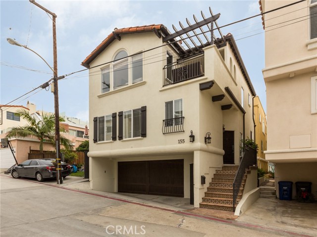 155 1st Court, Hermosa Beach, California 90254, 4 Bedrooms Bedrooms, ,2 BathroomsBathrooms,Residential,Sold,1st,SB17000952