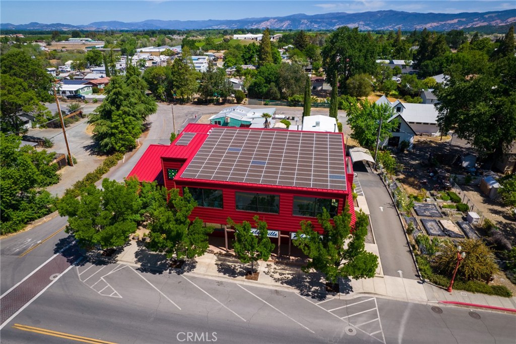 3720 Main Street, Kelseyville, CA 95451