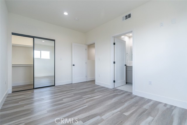 Detail Gallery Image 41 of 42 For 443 N Harvard Bld, Los Angeles,  CA 90004 - 3 Beds | 3 Baths