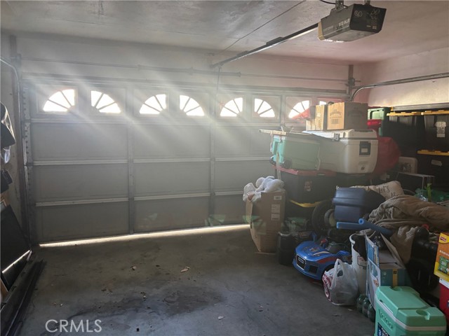 Detail Gallery Image 29 of 32 For 11545 Honeyglen, Pacoima,  CA 91331 - 3 Beds | 3 Baths