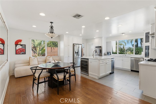 23365 Calvert Street photo 15