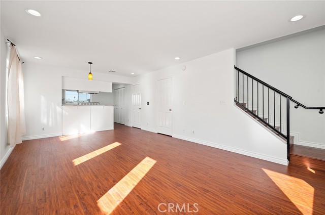 Detail Gallery Image 4 of 14 For 1021 Coronado Terrace, Los Angeles,  CA 90026 - 2 Beds | 1/1 Baths