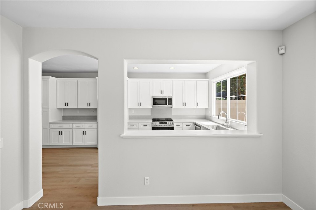 D1859892 F17b 4d30 A21b 5ca7dcba9ad0