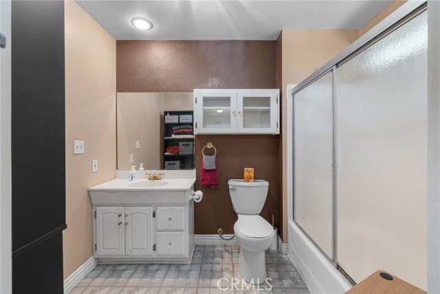 1560 Trellis Lane, Escondido, California 92026, 3 Bedrooms Bedrooms, ,3 BathroomsBathrooms,Residential,For Sale,Trellis Lane,EV24122644