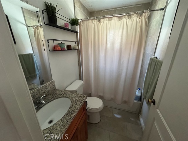 Detail Gallery Image 16 of 27 For 441 W 69th St, Los Angeles,  CA 90003 - – Beds | – Baths