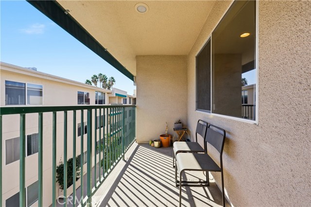 4501 Cedros Avenue, 330 photo 29