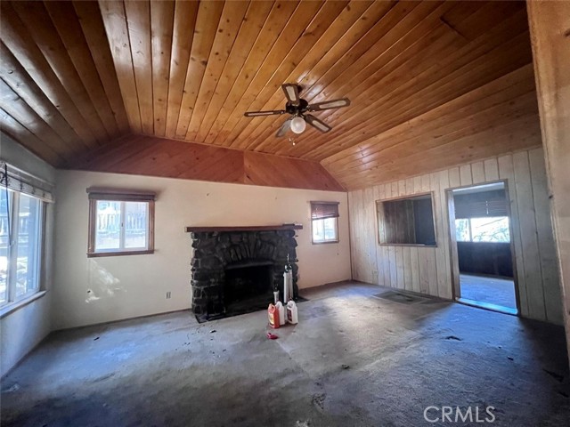 Detail Gallery Image 9 of 10 For 24988 Crest Forest, Crestline,  CA 92325 - 2 Beds | 1 Baths