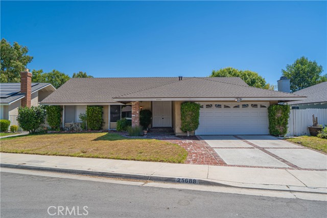 25688 Dorado Drive, Valencia CA: https://media.crmls.org/medias/d18664fa-08a4-4bf4-91dd-18146eb21b66.jpg