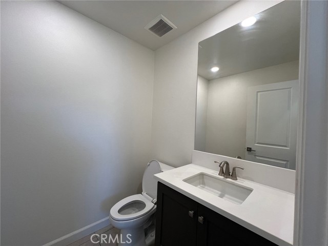 Detail Gallery Image 12 of 18 For 4313 Canyon Coral, Yorba Linda,  CA 92886 - 3 Beds | 2/1 Baths