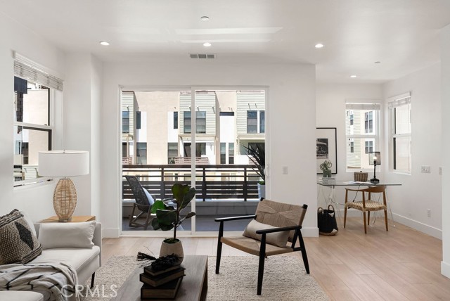608 Malibu, Costa Mesa CA: https://media.crmls.org/medias/d1878745-e3d0-4955-9842-dcba512ed4f4.jpg