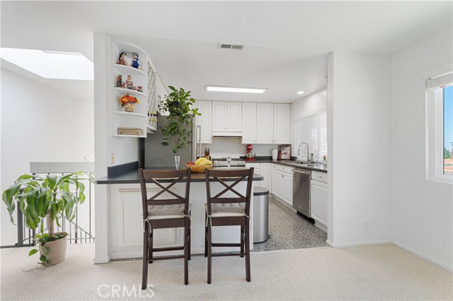 23226 Caminito Marcial, Laguna Hills CA: https://media.crmls.org/medias/d187cc69-5368-4911-8428-6d9cf3e40d82.jpg