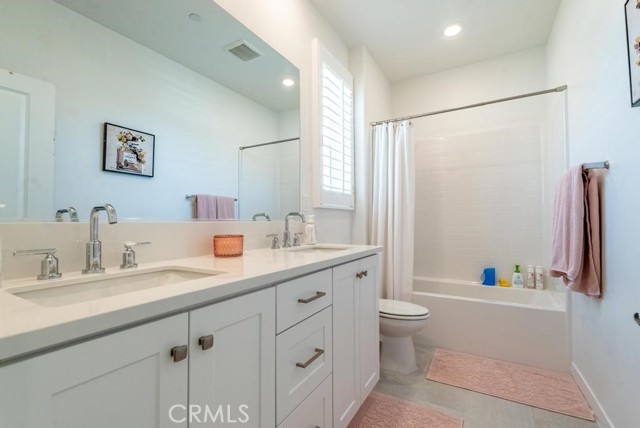 Detail Gallery Image 32 of 52 For 27089 Amber Sky Way, Valencia,  CA 91381 - 3 Beds | 2/1 Baths