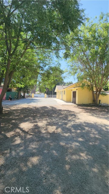 19380 Quebec Avenue, Corona CA: https://media.crmls.org/medias/d188d352-c992-4c86-9537-ac466b9ed62f.jpg