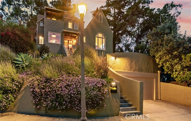 Detail Gallery Image 1 of 59 For 1411 Columbia Drive Dr, Glendale,  CA 91205 - 4 Beds | 2/2 Baths