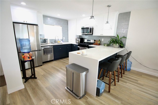 Detail Gallery Image 6 of 41 For 3305 W Thornton Ave, Anaheim,  CA 92804 - 3 Beds | 2 Baths