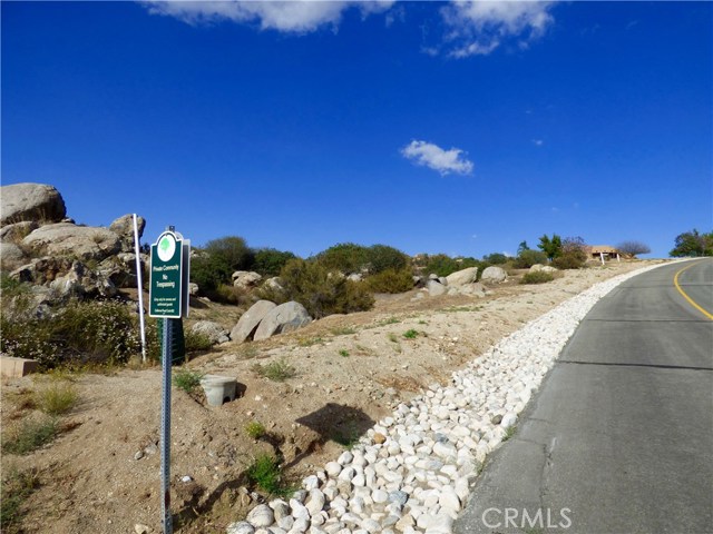 Detail Gallery Image 6 of 15 For 22990 Sky Mesa Rd, Homeland,  CA 92548 - – Beds | – Baths