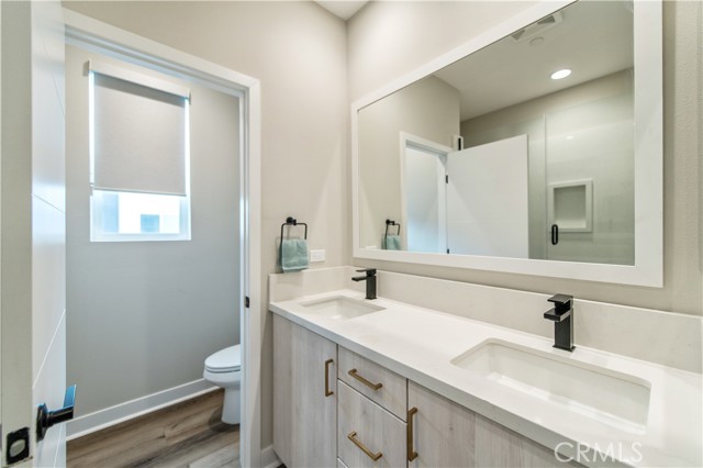 Detail Gallery Image 26 of 27 For 824 S Harbor Blvd, Santa Ana,  CA 92704 - 4 Beds | 3 Baths