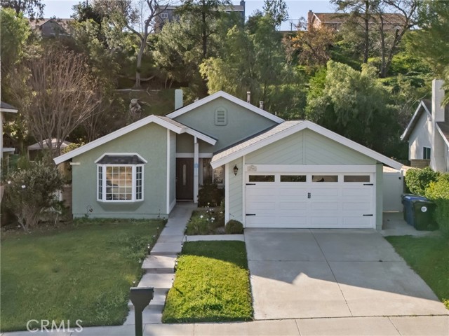 Detail Gallery Image 3 of 42 For 27945 Sycamore Creek, Valencia,  CA 91354 - 4 Beds | 2 Baths