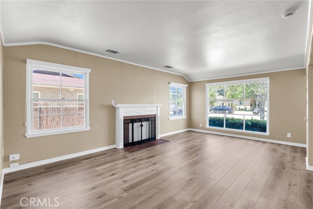4520 Linwood Place, Riverside CA: https://media.crmls.org/medias/d18cc5cf-0df6-4ca3-87bb-aa700e5e9071.jpg