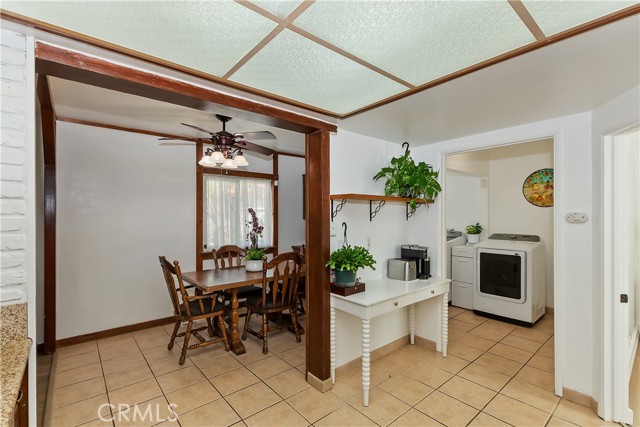 Detail Gallery Image 19 of 41 For 22771 Fir Ln, Crestline,  CA 92325 - 4 Beds | 2/1 Baths