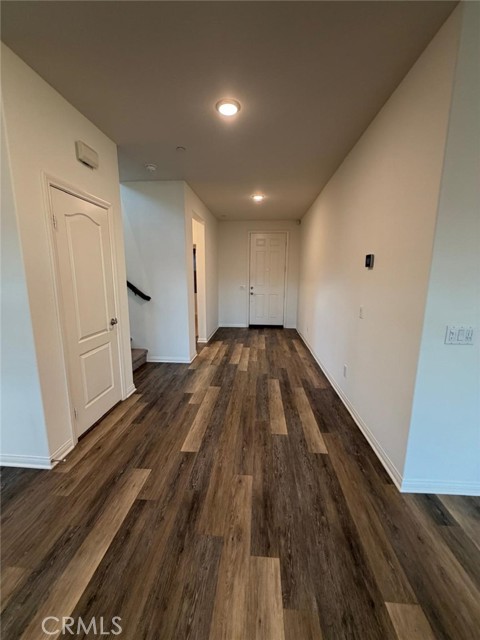 Detail Gallery Image 19 of 31 For 4009 Elderberry, Lake Elsinore,  CA 92530 - 5 Beds | 2/1 Baths