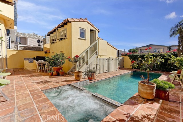 624 31st Street, Manhattan Beach, California 90266, 5 Bedrooms Bedrooms, ,2 BathroomsBathrooms,Residential,Sold,31st,SB17027741