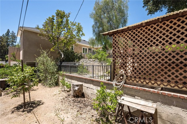 Detail Gallery Image 51 of 57 For 1967 El Arbolita Dr, Glendale,  CA 91208 - 4 Beds | 2 Baths