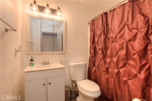 25 Pamela Jane Court, Oroville CA: https://media.crmls.org/medias/d190f15f-48c7-4b5d-b0b4-e3e689dd07b8.jpg