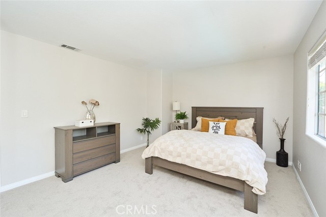 385 Park Avenue, Long Beach CA: https://media.crmls.org/medias/d190f419-634a-40fc-bc2e-804ba88c881c.jpg