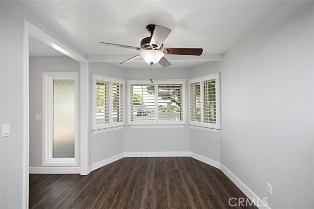 Detail Gallery Image 10 of 39 For 470 Annette Pl, Corona,  CA 92879 - 6 Beds | 2/1 Baths