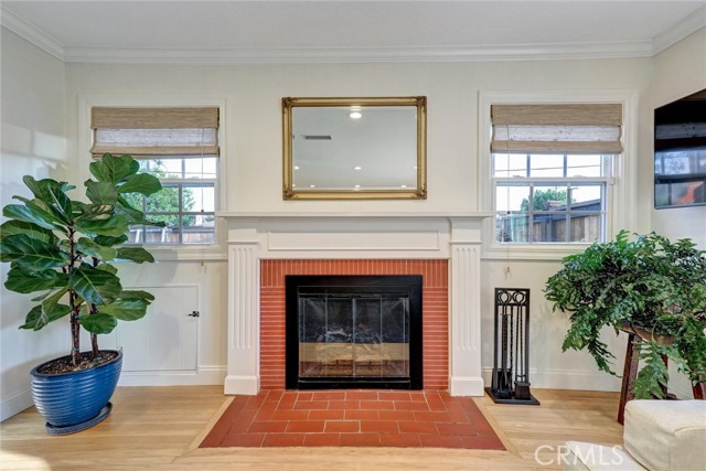 Detail Gallery Image 5 of 52 For 3902 North Marshall Way, Long Beach,  CA 90807 - 2 Beds | 1 Baths