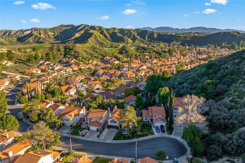 https://media.crmls.org/medias/d195cc8c-8fea-45d6-aa5c-91aab92a2c11.jpg?preset=X-Large
