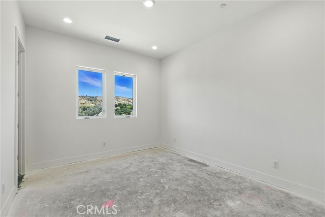 11919 Red Hawk Lane, Porter Ranch (los Angeles), California 91326, 4 Bedrooms Bedrooms, ,4 BathroomsBathrooms,Residential,For Sale,11919 Red Hawk Lane,CRSR25156292