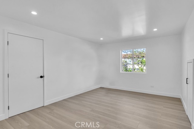 629 Olive Avenue, Long Beach CA: https://media.crmls.org/medias/d198b08e-9d9e-4f8a-8530-2685e9c11052.jpg