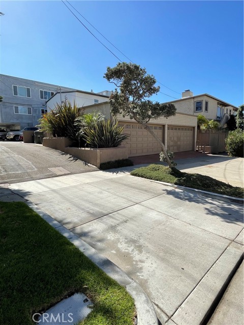 1400 Esplanade, Redondo Beach, California 90277, 4 Bedrooms Bedrooms, ,4 BathroomsBathrooms,Residential,Sold,Esplanade,SB21176274