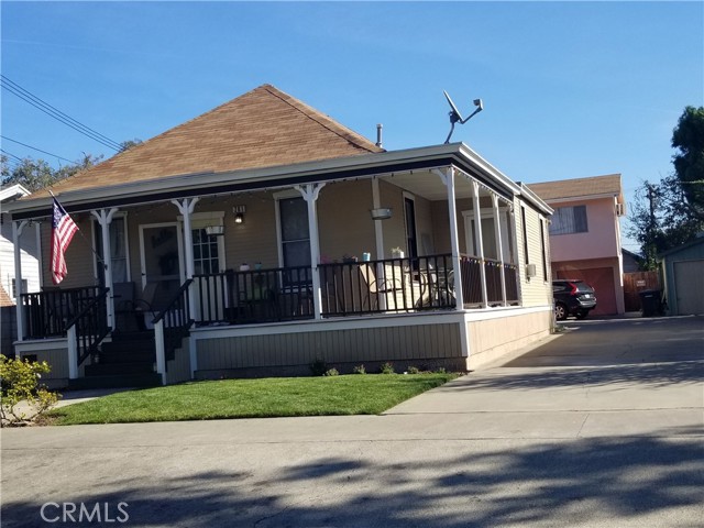 281 N Grand Street, Orange CA: https://media.crmls.org/medias/d199bf32-2c45-4fec-8c37-232714166ad1.jpg
