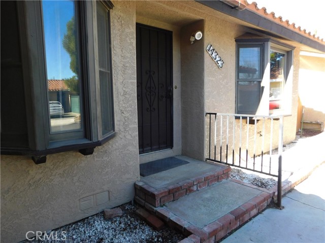 Detail Gallery Image 3 of 23 For 14323 Winchester, Mojave,  CA 93501 - 3 Beds | 2 Baths