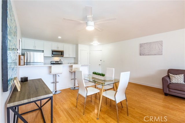 10240 Camarillo Street, 314 photo 6